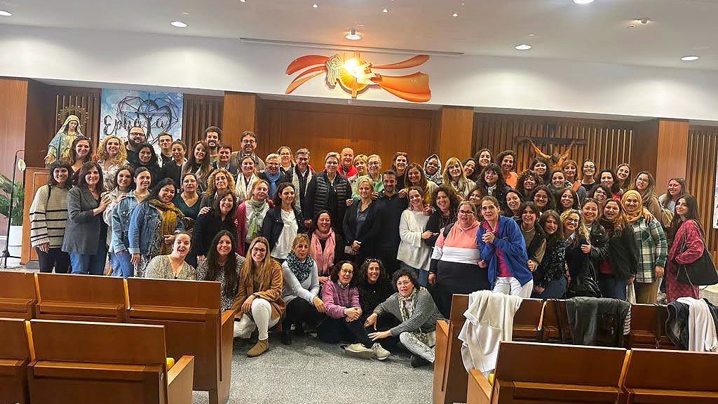 Equipo de AFAVI reunido